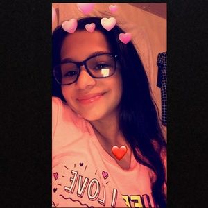 Meet your Posher, Layla